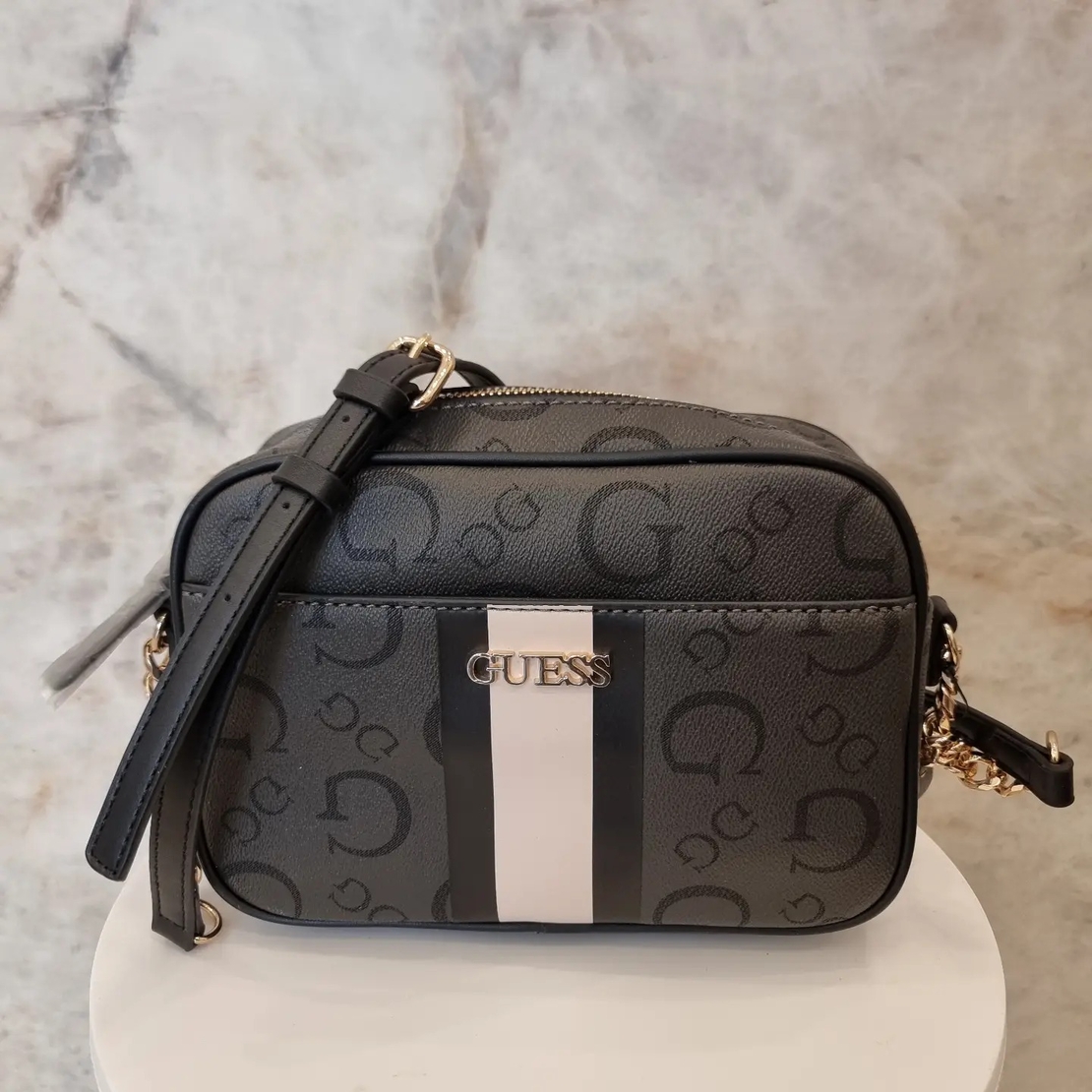 GUESS HG943270 שחור