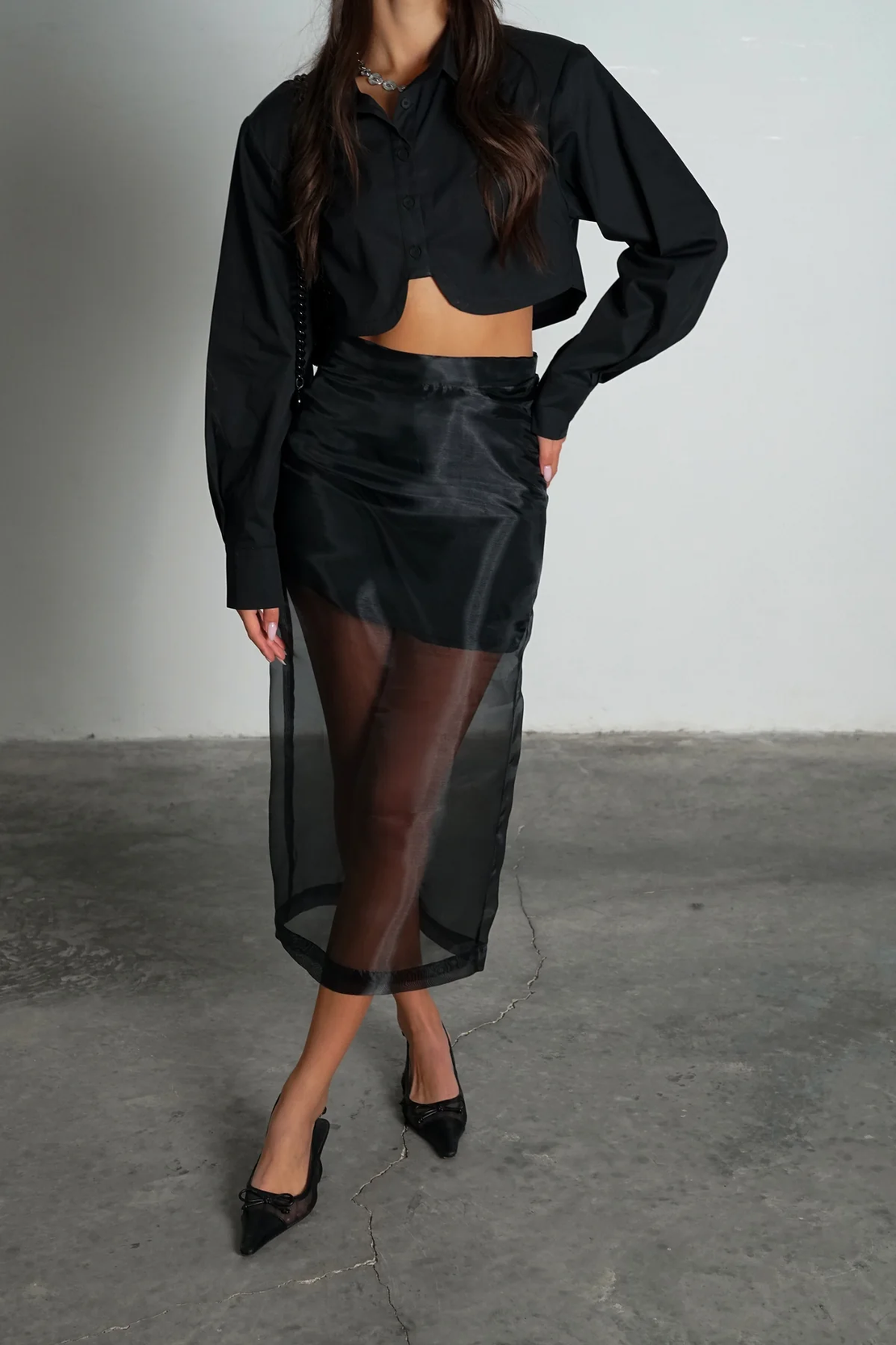 חולצת סטריפ - שחור