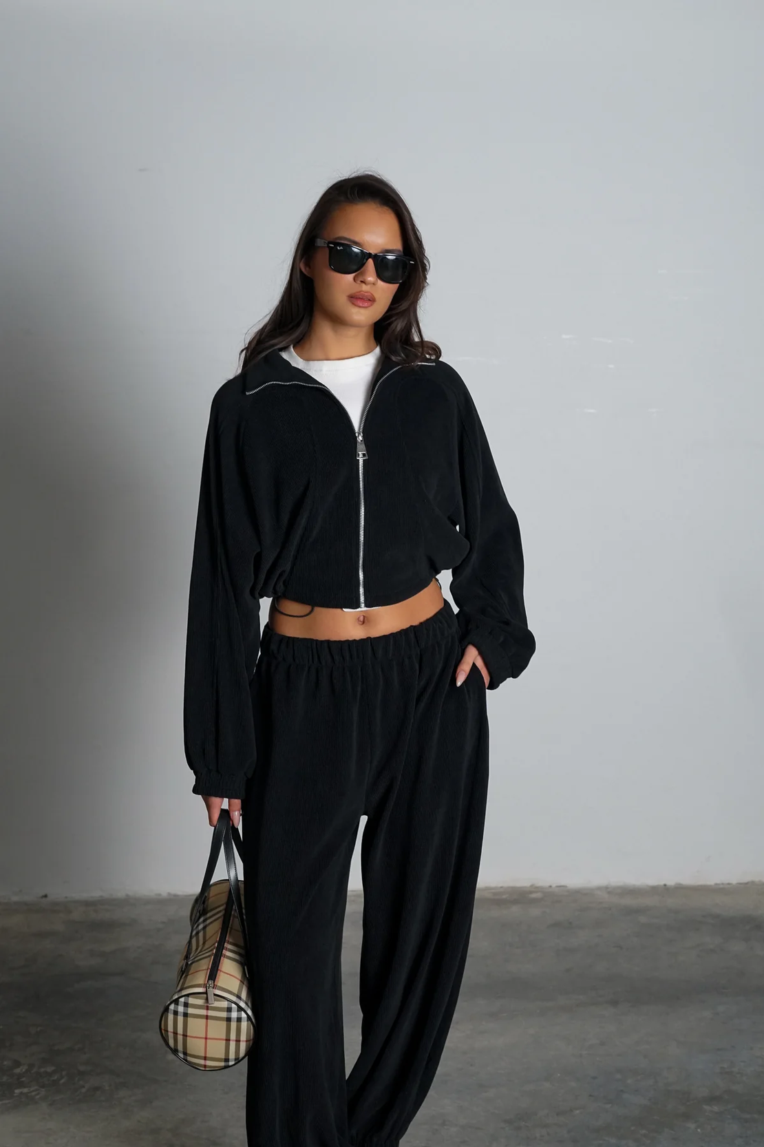 חליפת ריטרי קורדרוי- שחור