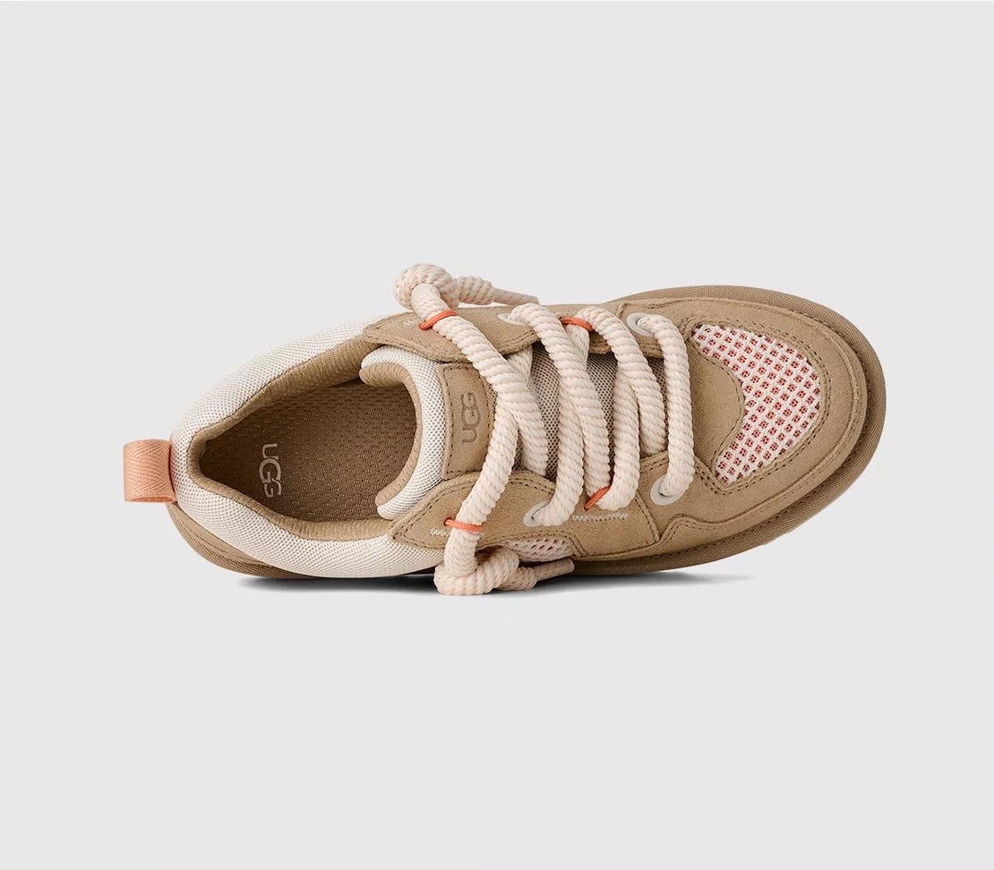 לואו לואומל- טריינרס סנד