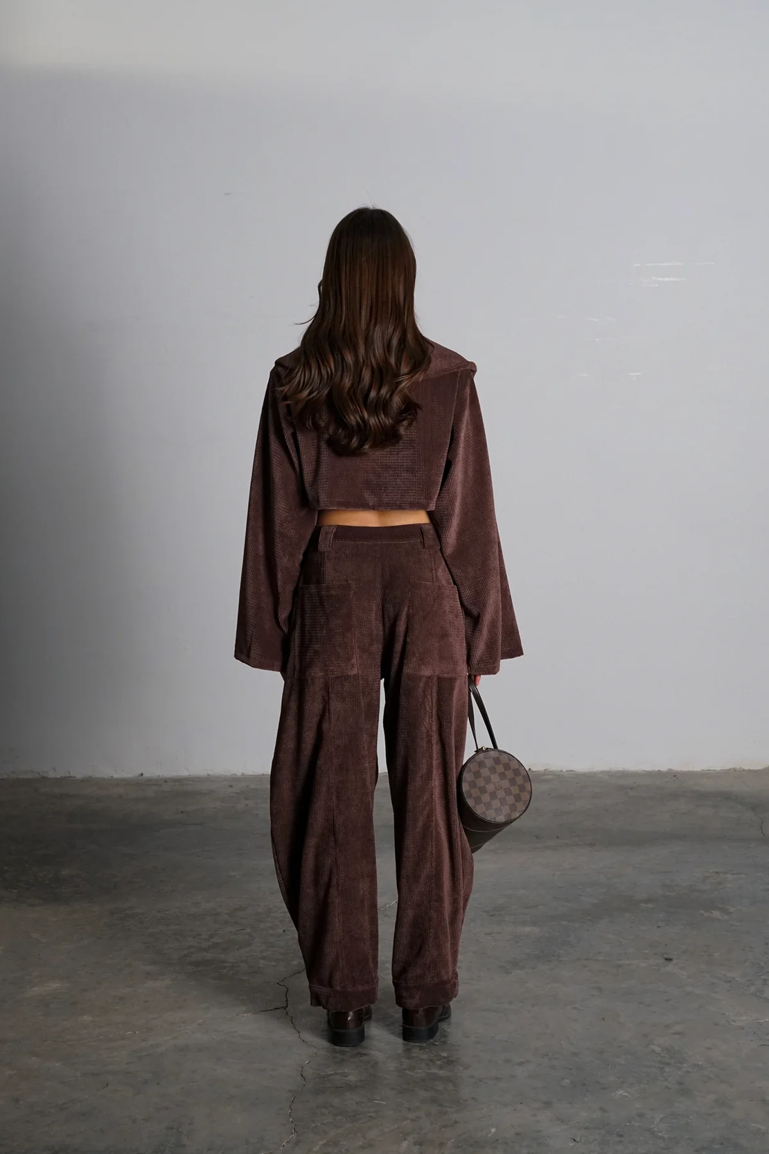 חליפת דראמר  - חום