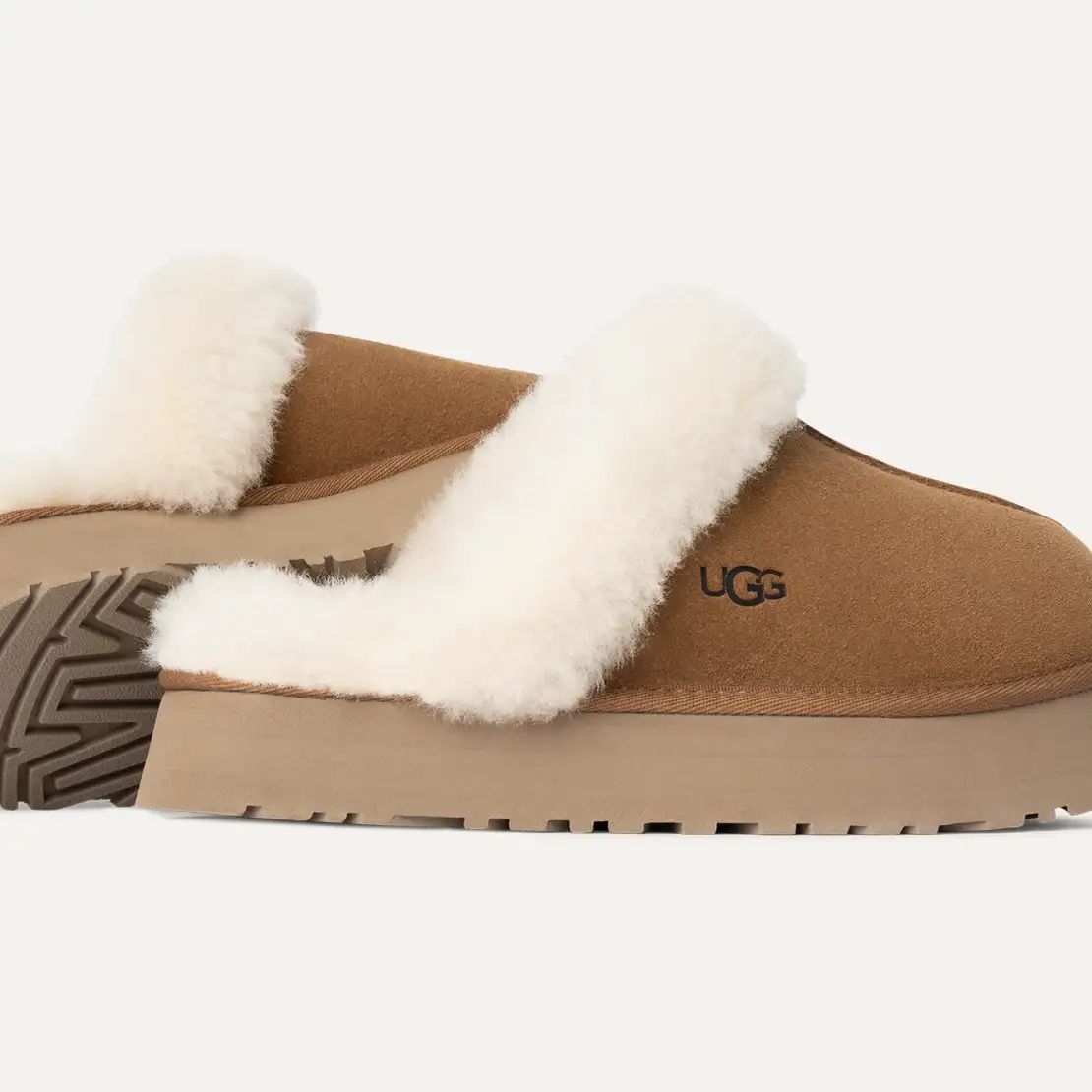 UGG דיסקוטה צ'סנאט חום