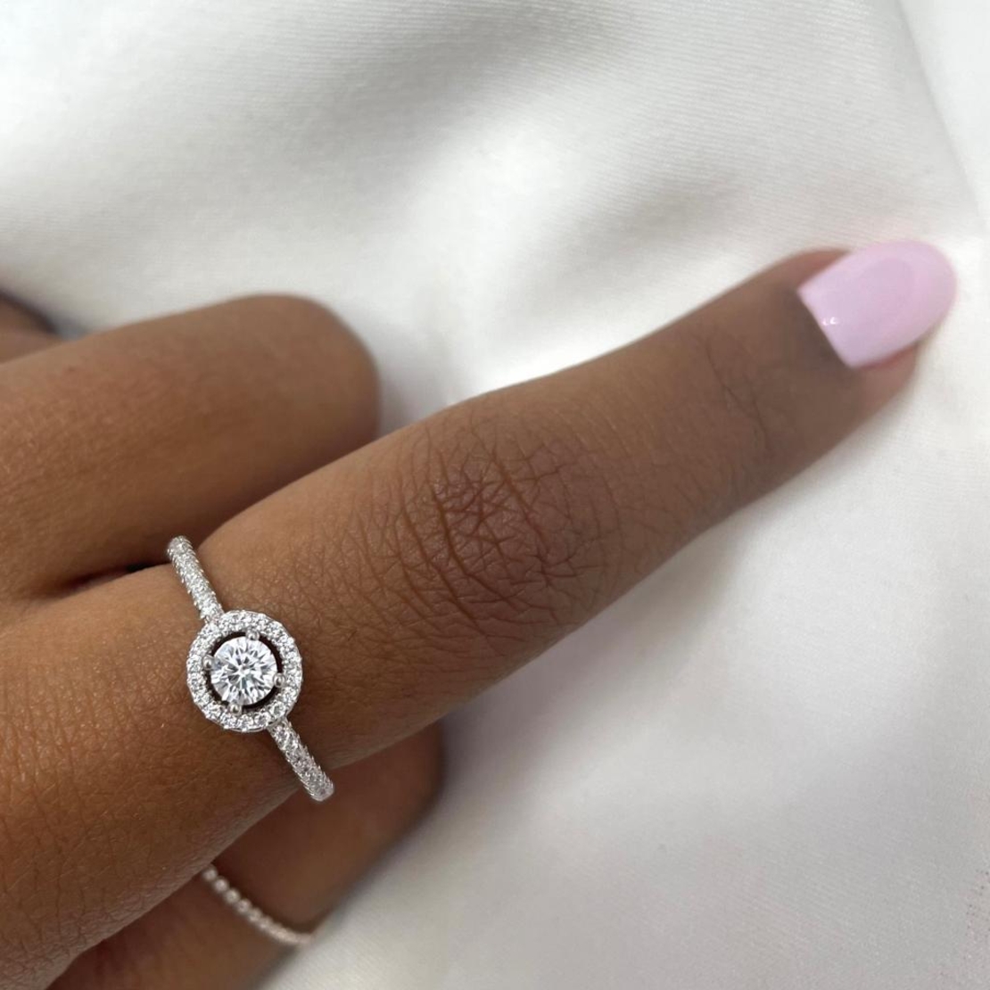 טבעת כסף 925 - עיגול משובץ זרקונים