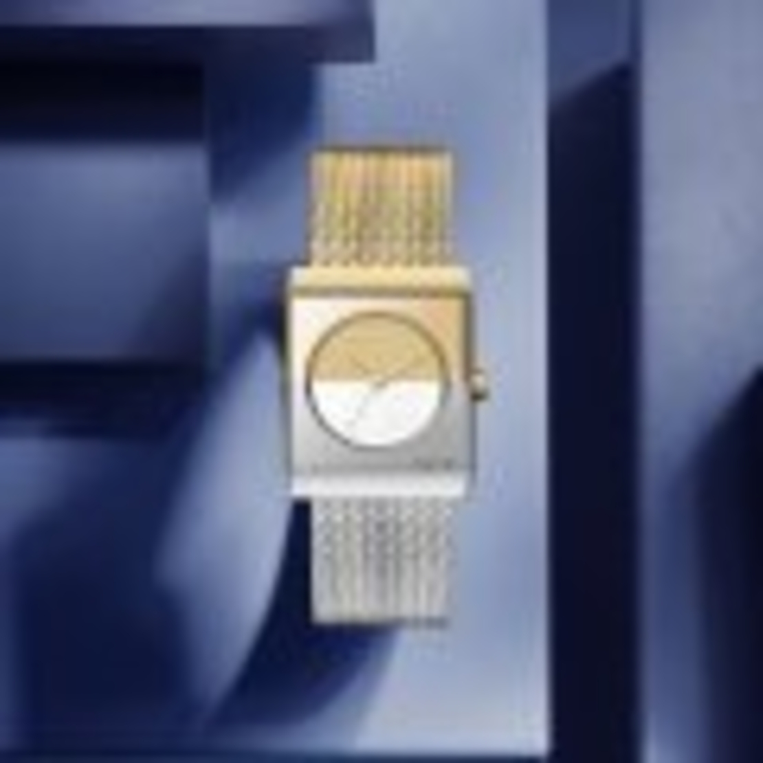 J-526 SQUARE LADIES GOLD
