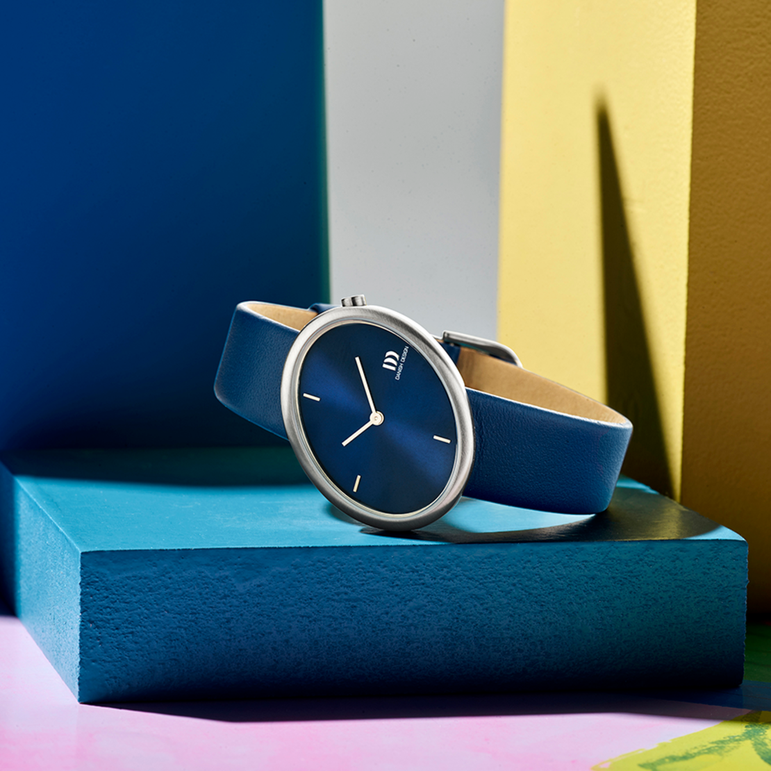 Ellipse Blue  IV22Q1284