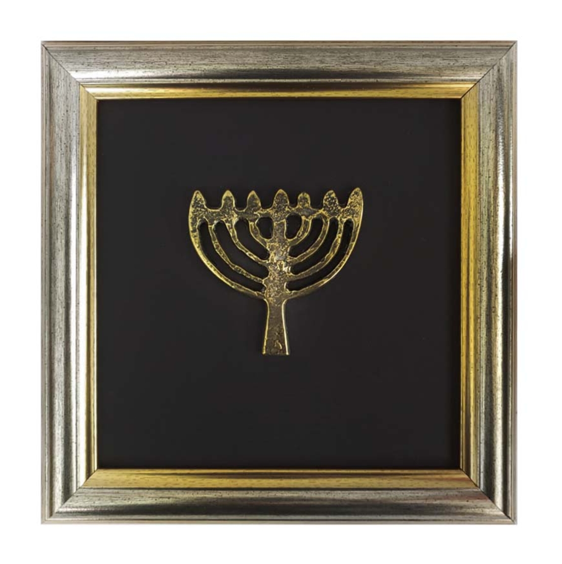 תבליט ממוסגר - מנורה