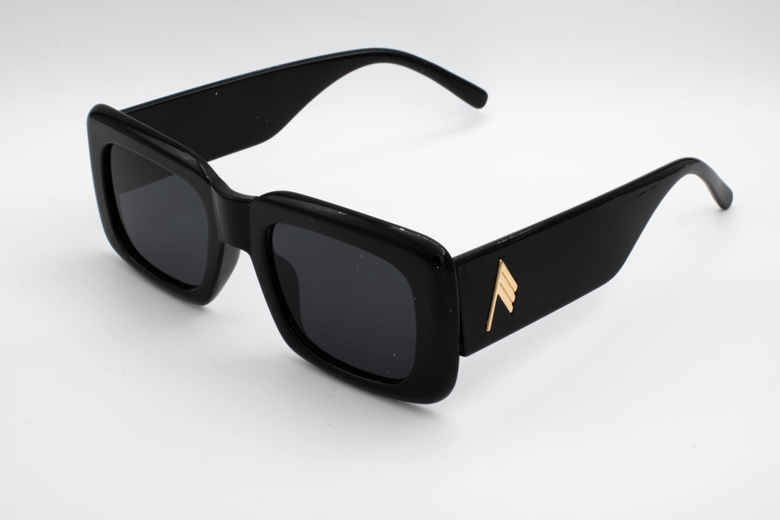 דגם BLACK