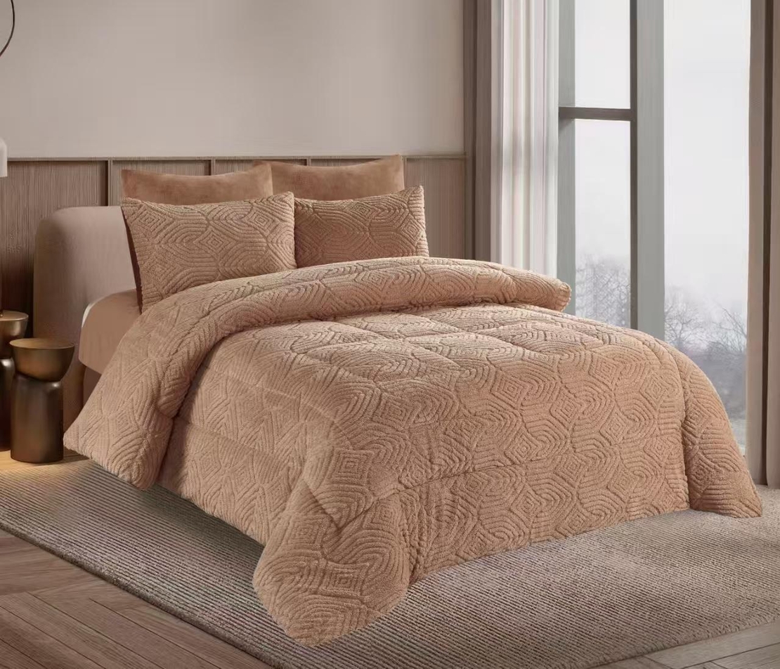 -                                                                                                                                                  דגם סט מצעים חורפי עם שמיכת חורף 8 קילו- חום