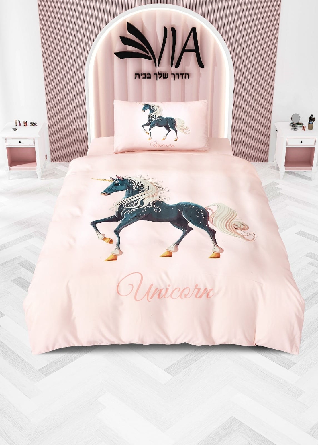 - א דגם: יוניקור 4