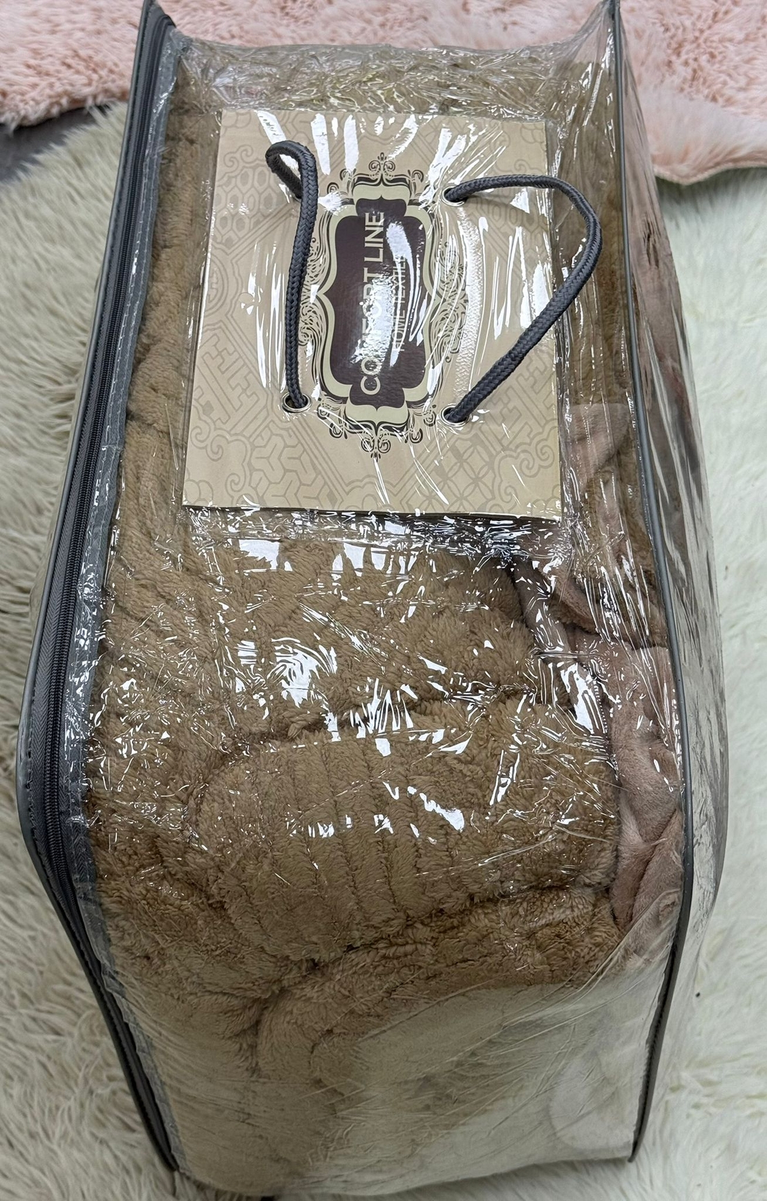 -                                                                                                                                                  דגם סט מצעים חורפי עם שמיכת חורף 8 קילו- חום