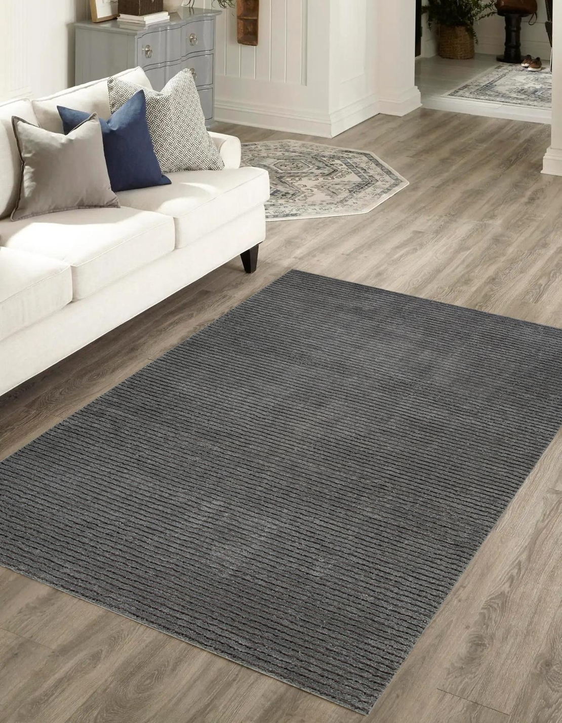 - שטיח פרוותי מודרני 3