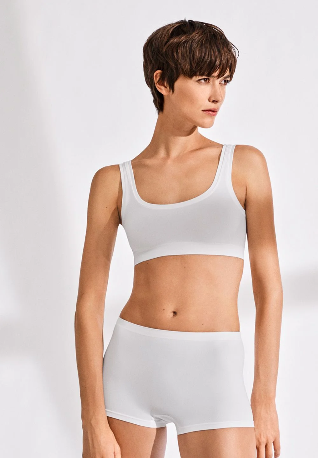 TOUCH FEELING CROP TOP