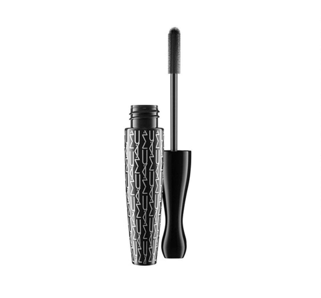 mac in extreme dimension 3d black lash