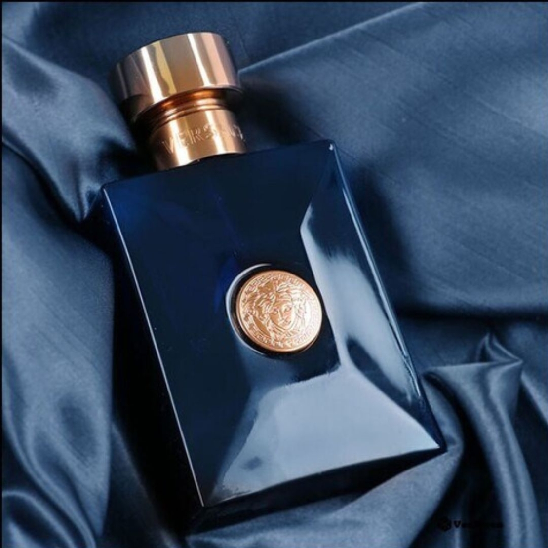 versace- dylan blue