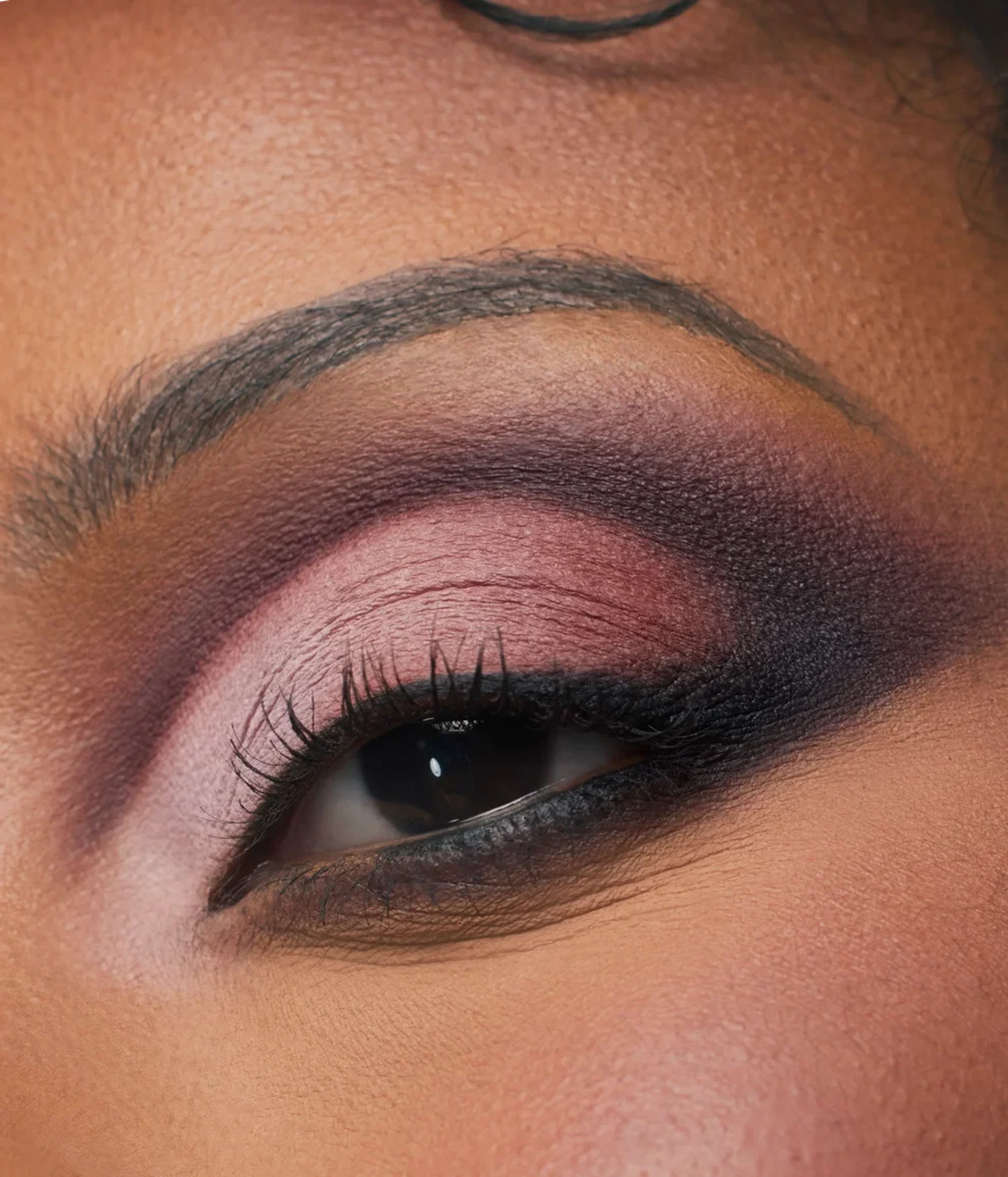 HUDA BEAUTY MATTE OBSESSIONS EYESHADOW PALETTE