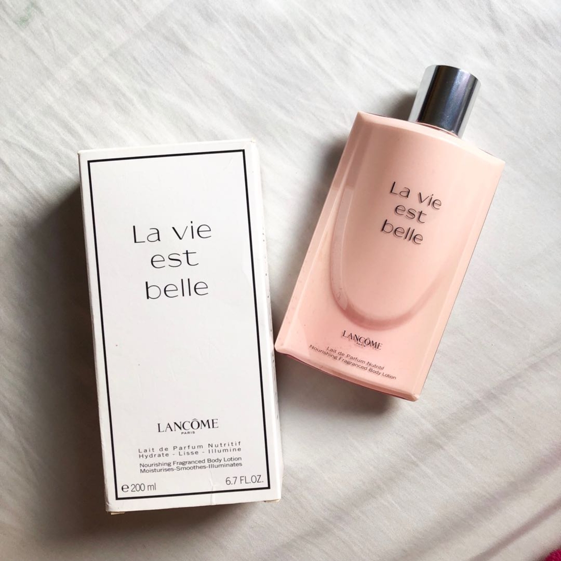 la vie est belle body lotion
