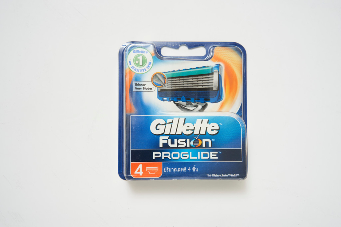 סכיני גילוח ג'ילט פיוז'ן פרוגלייד לבן - Gillette