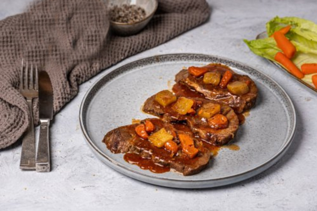 צלי בקר ברוטב - 4 יחידות