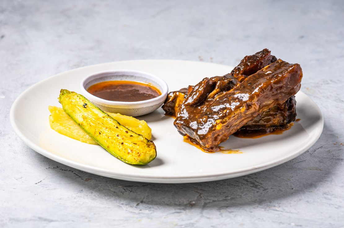 אסאדו בקר ברוטב יין (שומני) - 4 יחידות