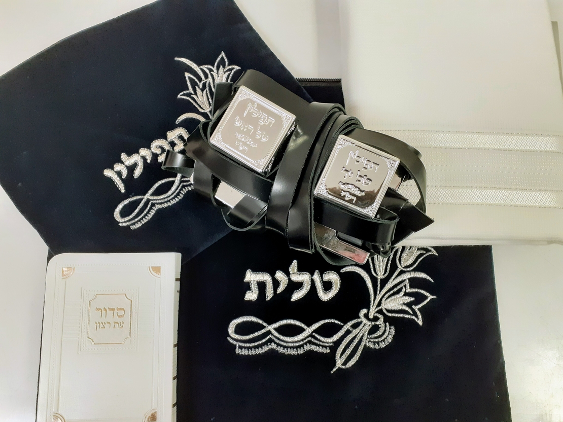 סט  תפילין בהמה דקה  נרתיקים לטלית ולתפילין , טלית וסדור