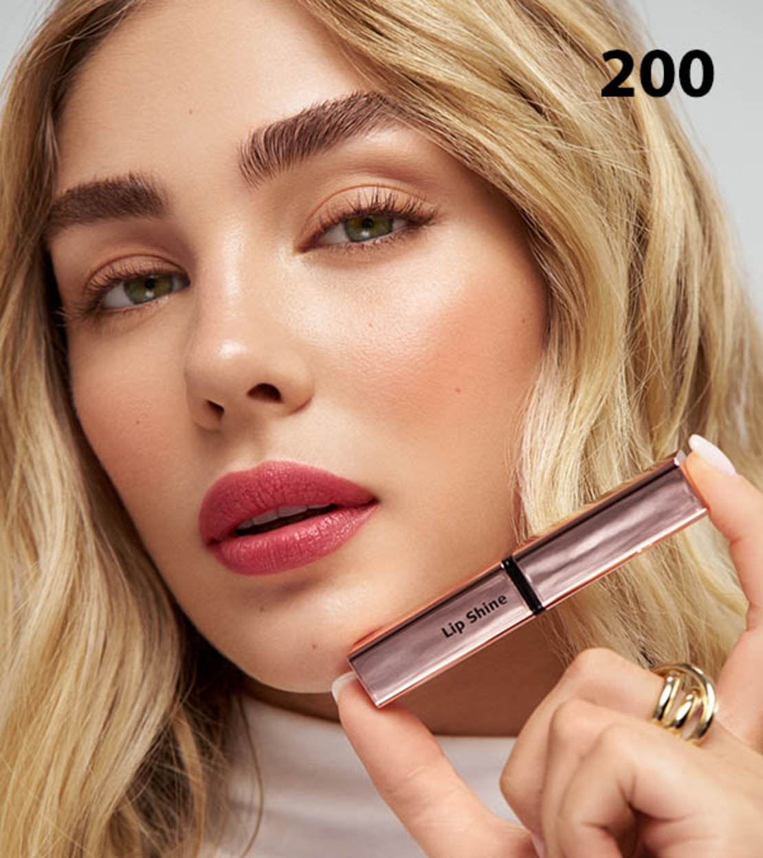 Lip Shine שפתון לחות בגוון חצי שקוף