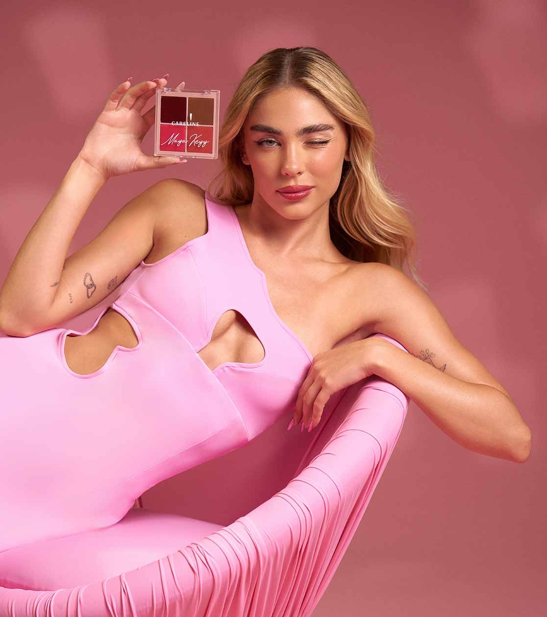 Face Glow Blush  פלטת סמקים בקרם