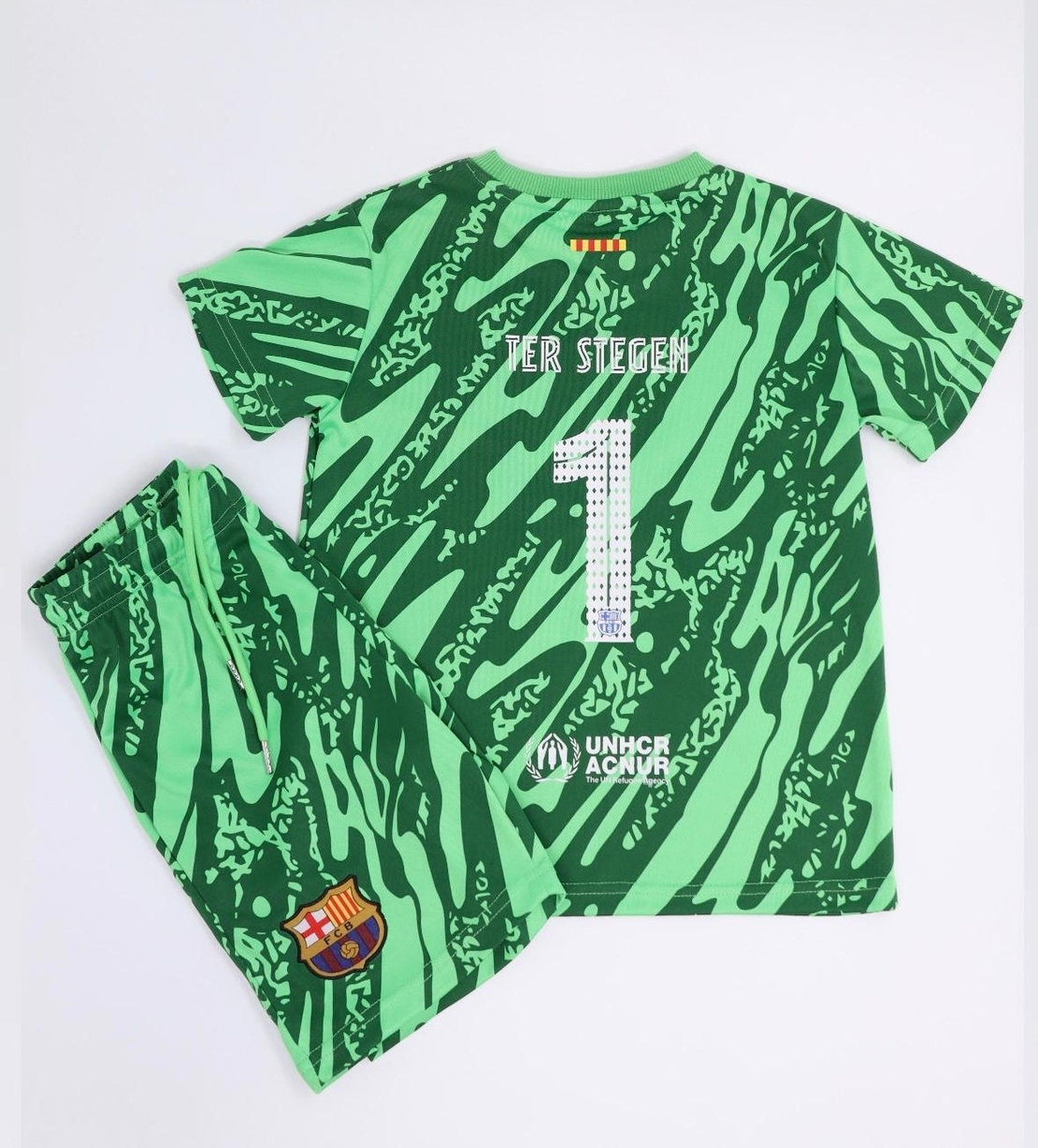 חליפות כדורגל לילדים – חולצה + מכנס | ברצלונה שוער