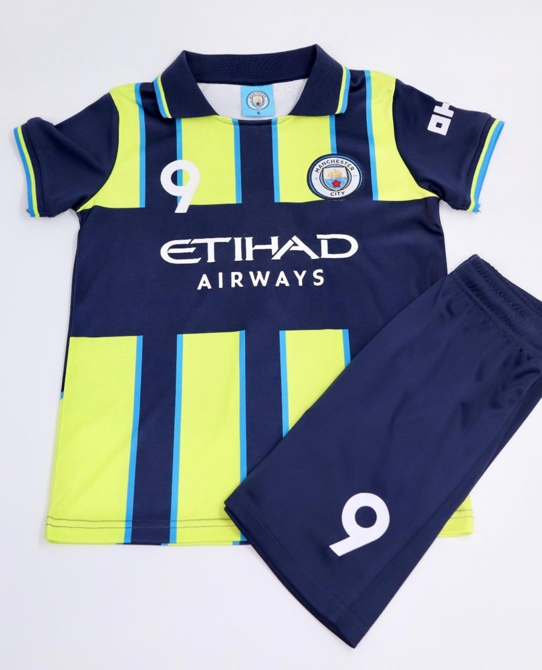 חליפות כדורגל לילדים – חולצה + מכנס | סיטי