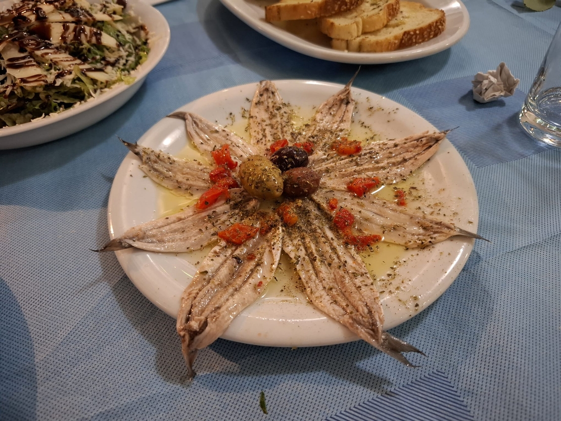 מארז קילו סרדינים מפולטים + מרינדה