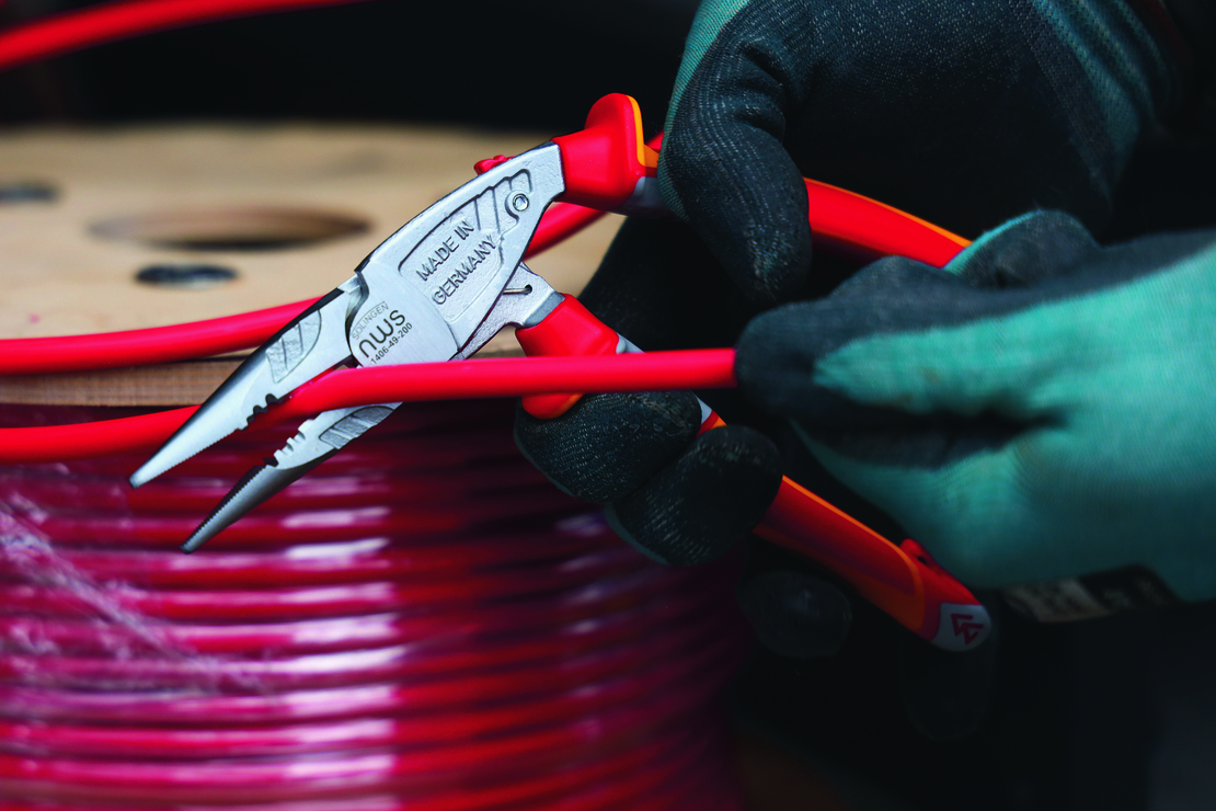 NWS Ergonomical Electrician's Pliers ErgoMulti VDE
