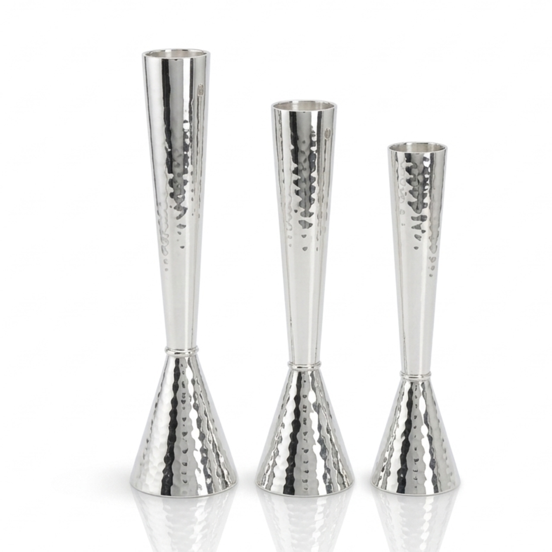 פמוטי קונוס במספר גדלים כסף טהור