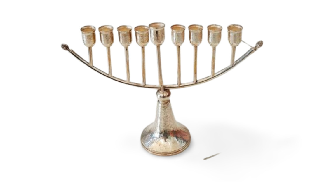 Pure silver hammer bow menorah