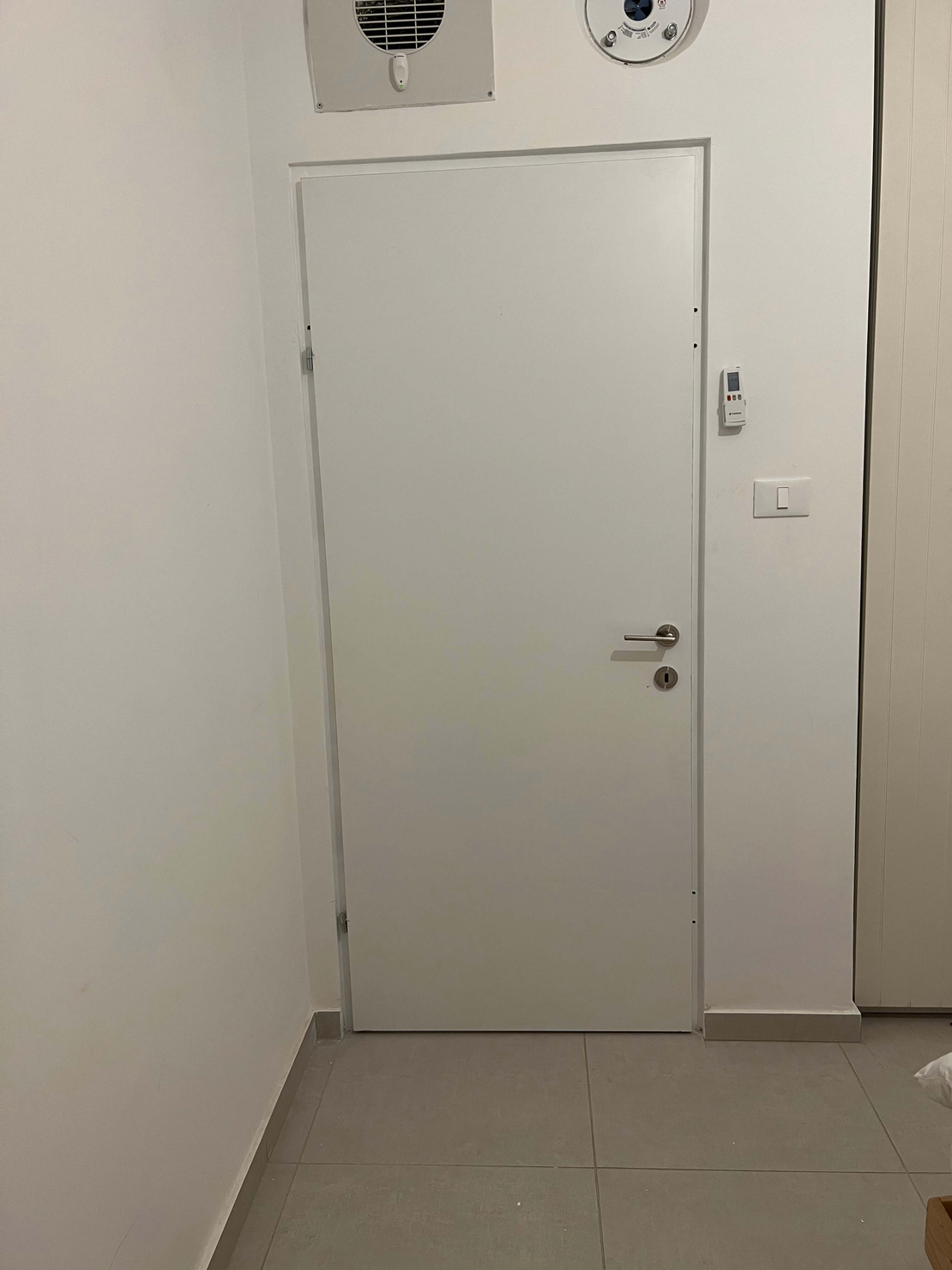 דלת מתבגר/ת לממ״ד