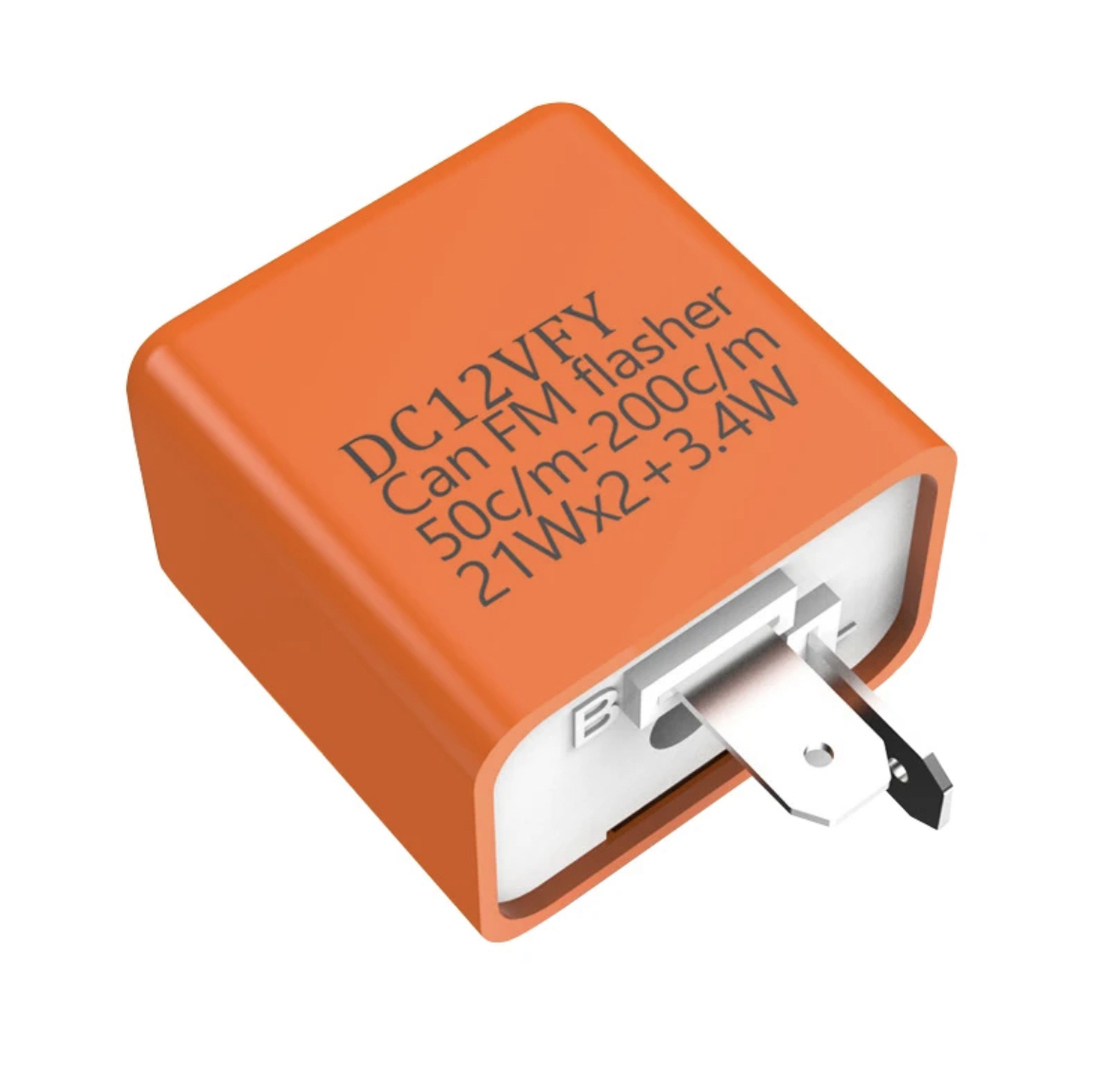 ממסר למאותתי לד RELAY שלושה פינים