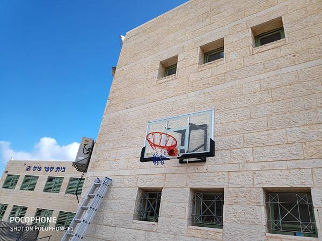 לוח סל מקצועי זכוכית מחוסמת עם הרחקה מהקיר