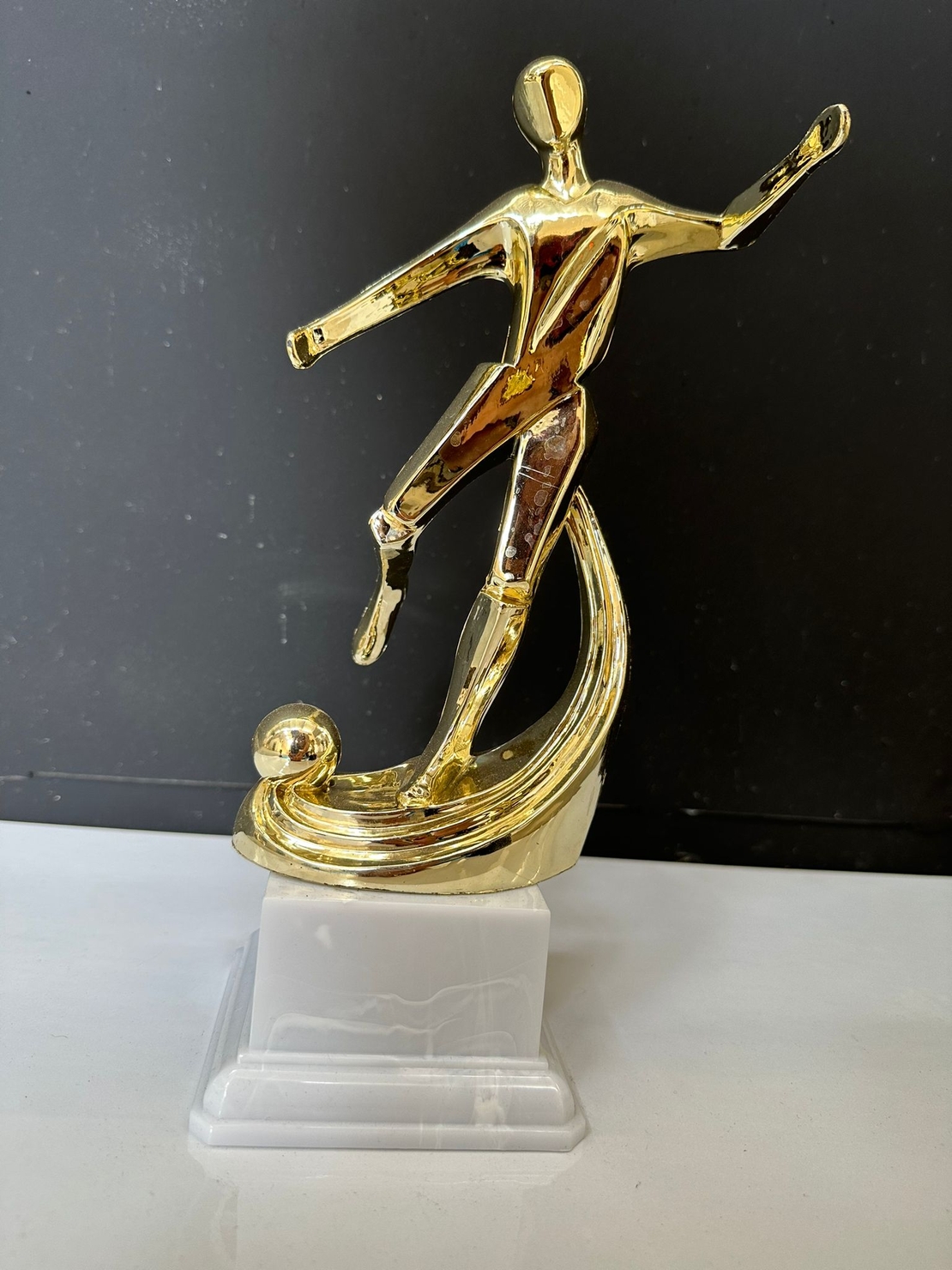 גביעהוקרה כדורגל דמות גדולה