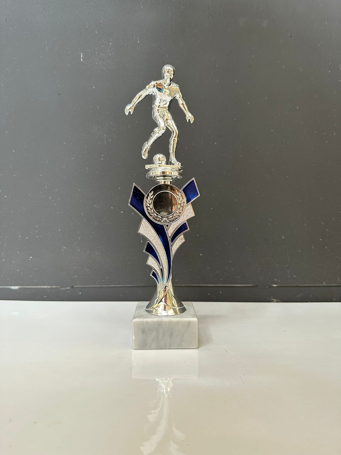 גביע כדורגל עם הגבהה