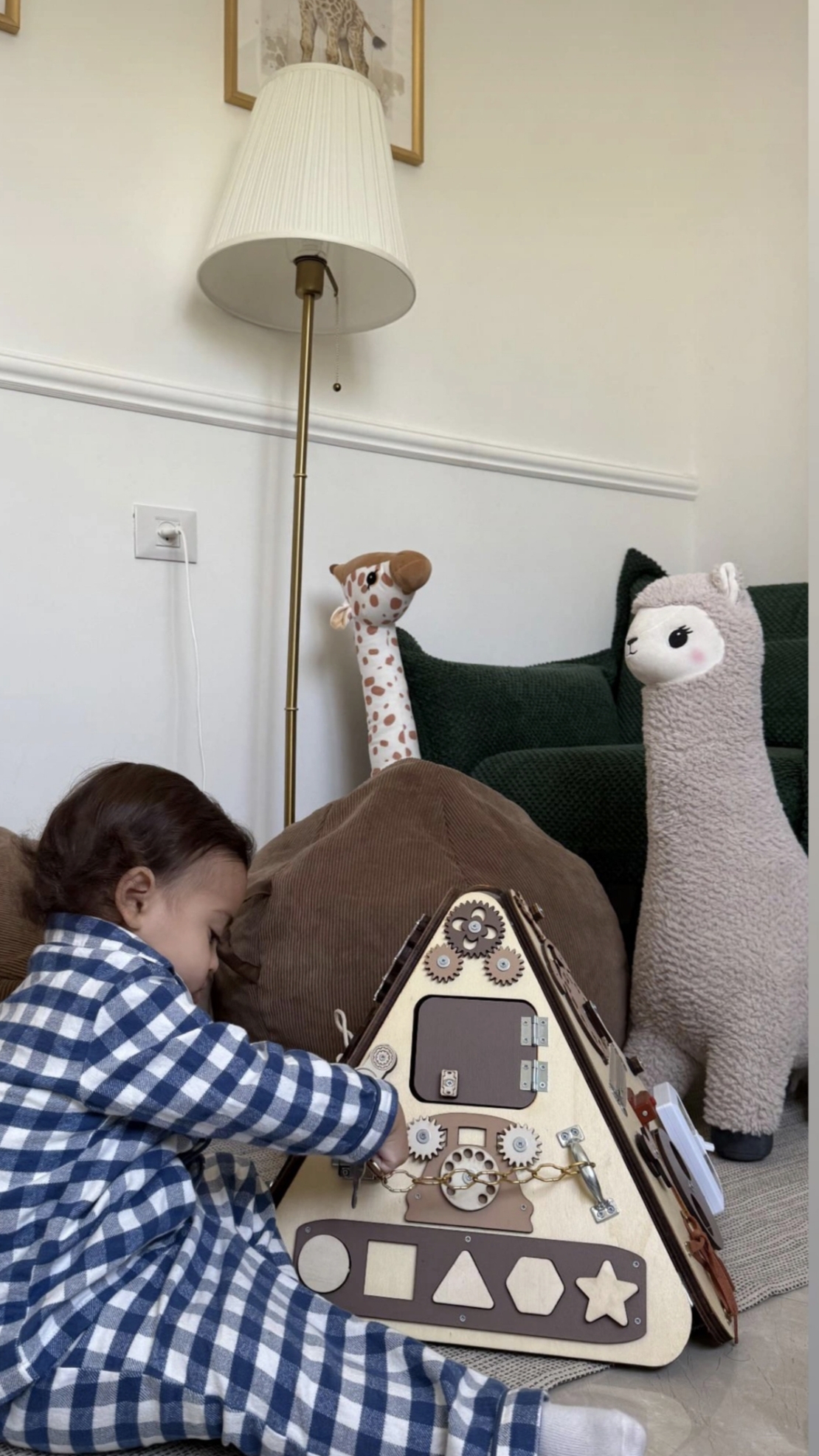 פירמידת הקסם דגם 