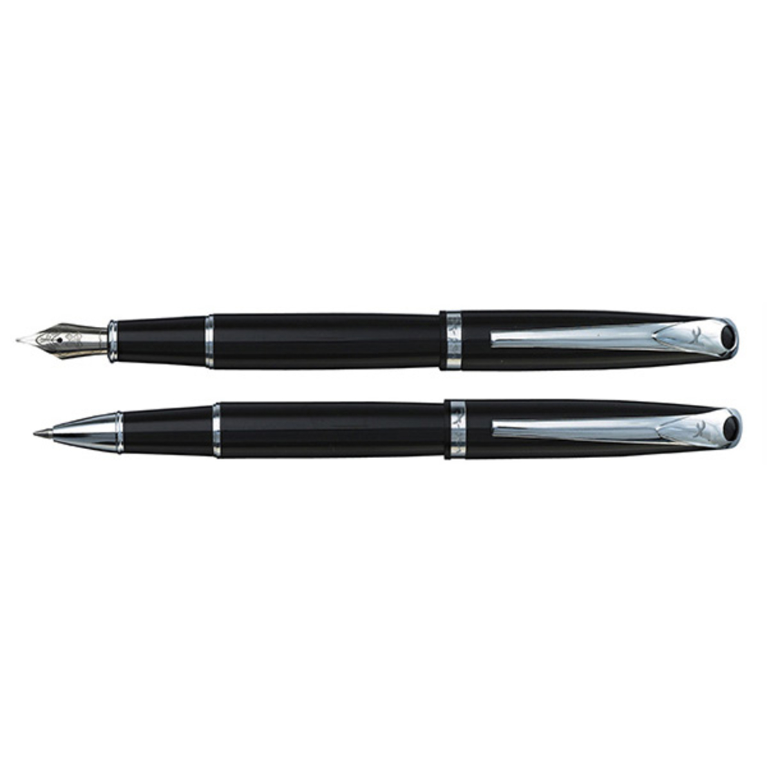 Aura fountain pen black chrome clip