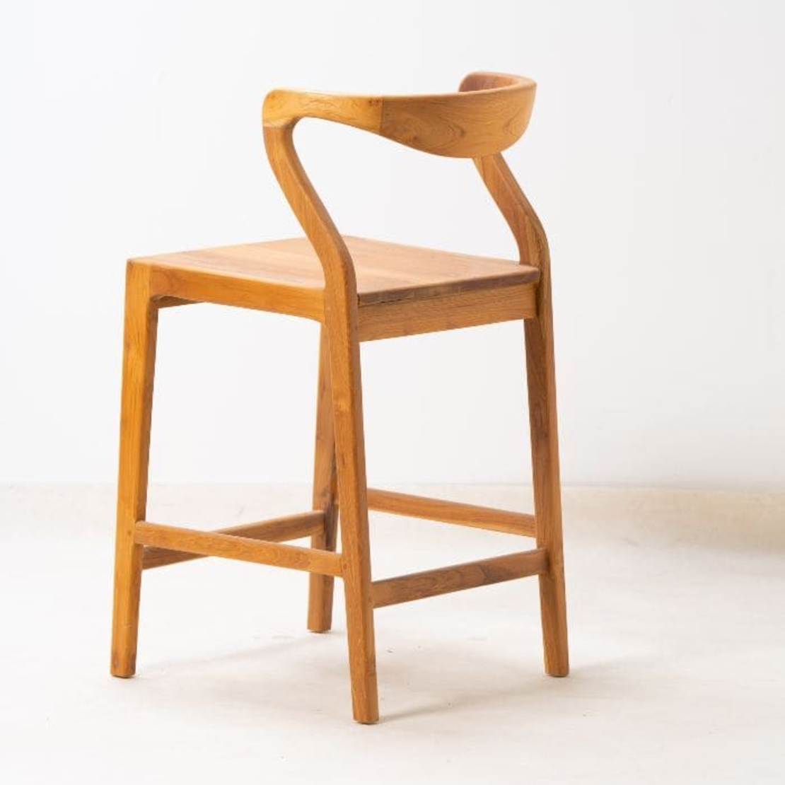 New Sande כסא בר מעץ טיק