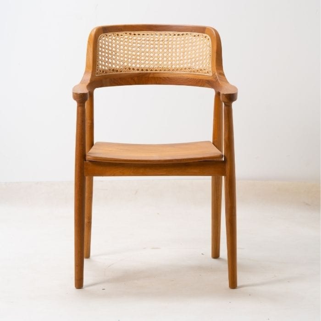 Mulya Rattan כסא אוכל איטלקי מעוצב