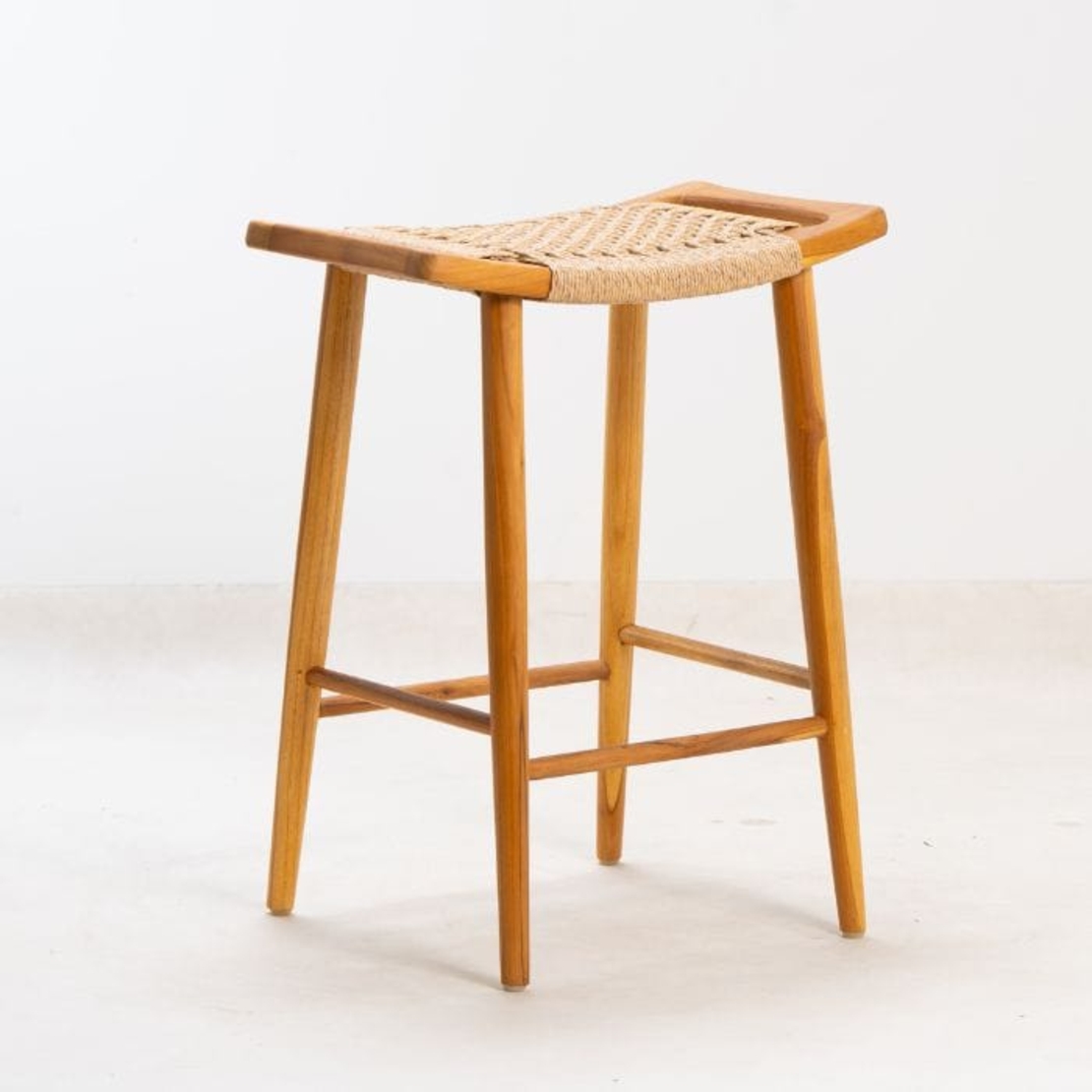 Mary כסא בר מראטן סינטטי