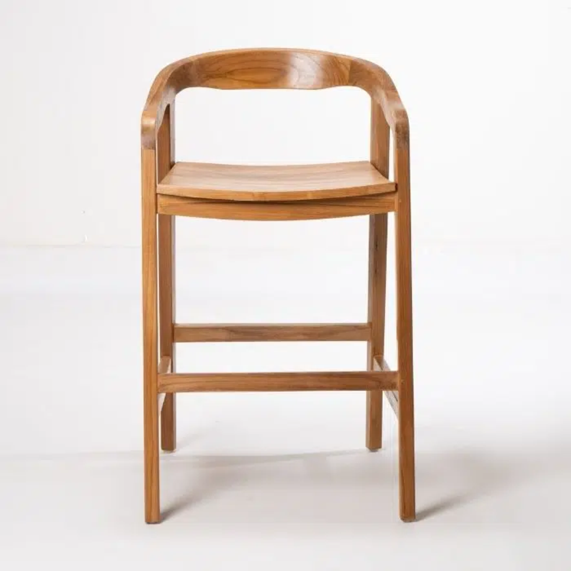 Sally כסא בר מעץ טיק