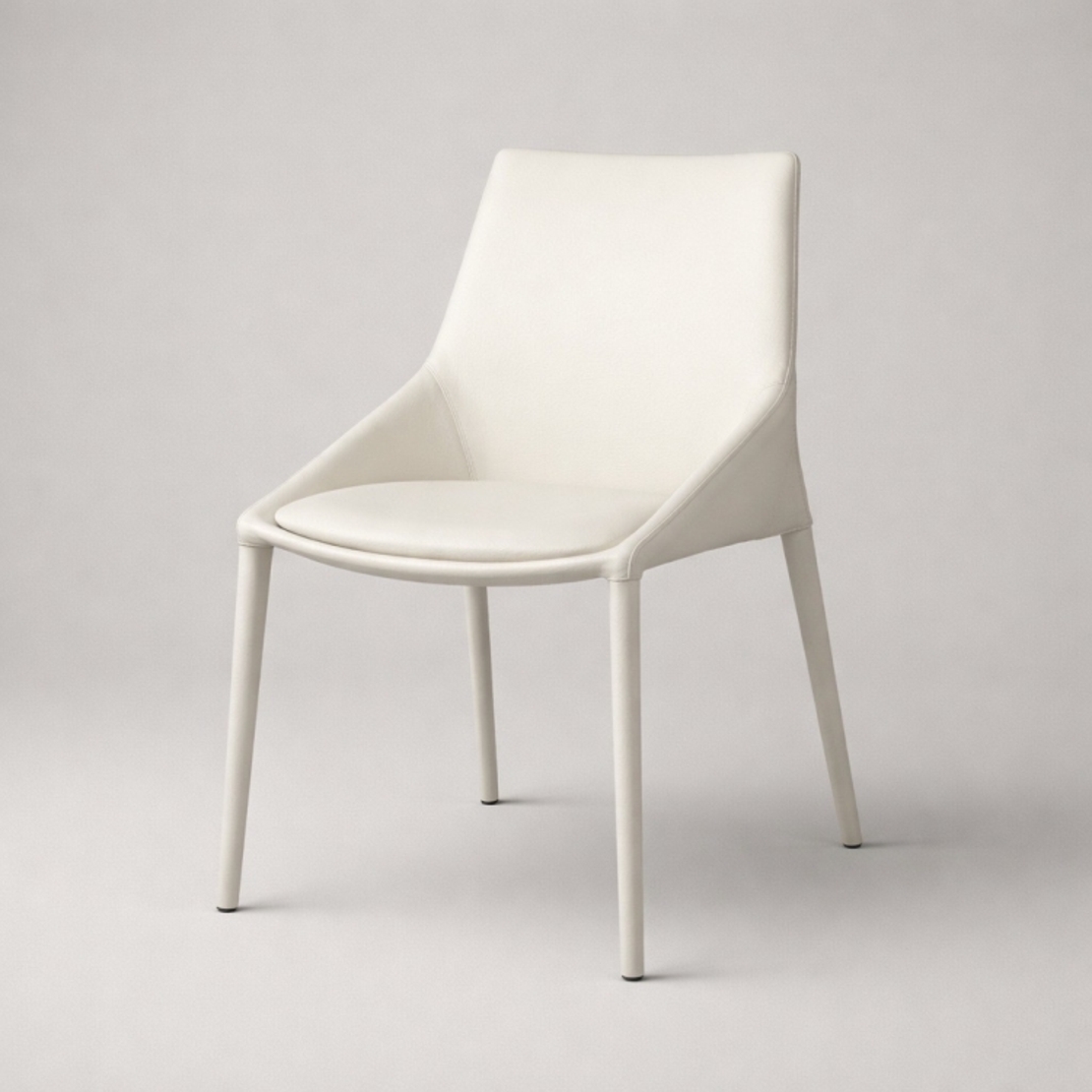 כסא אוכל ברוני דמוי עור