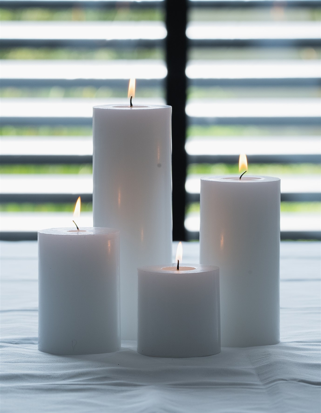 נר 7/10 לבן לא ריחני