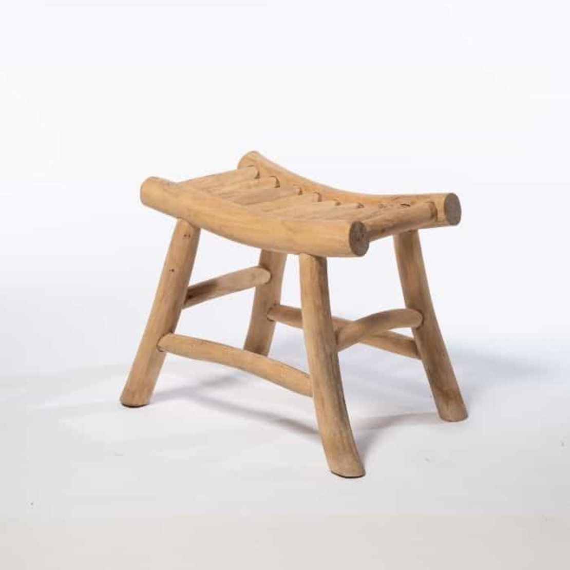 Bruno הדום מענפי עץ טיק