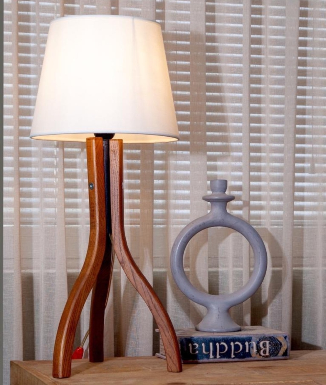 מנורת צד