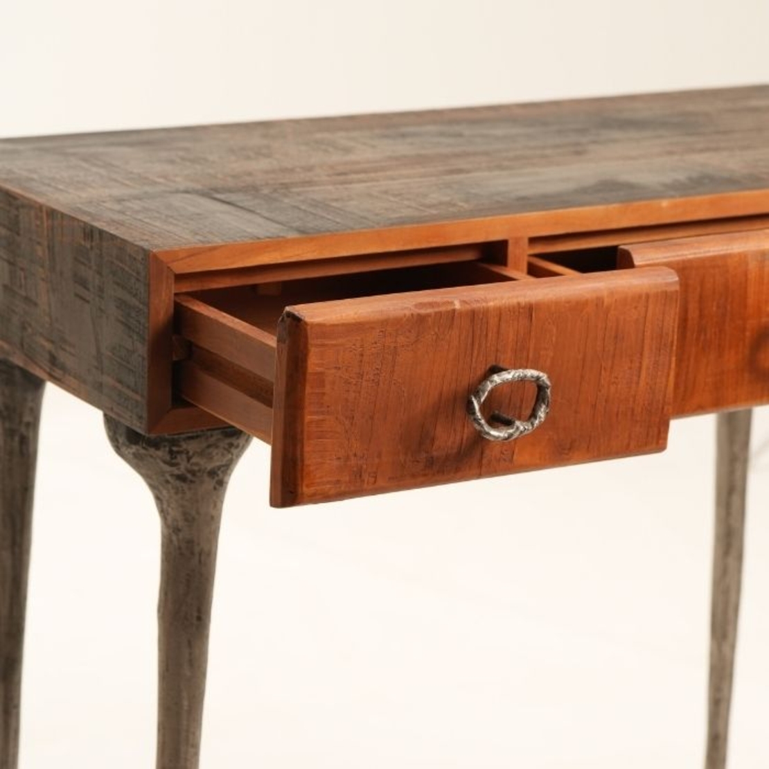 Sunda קונסולה מעץ טיק