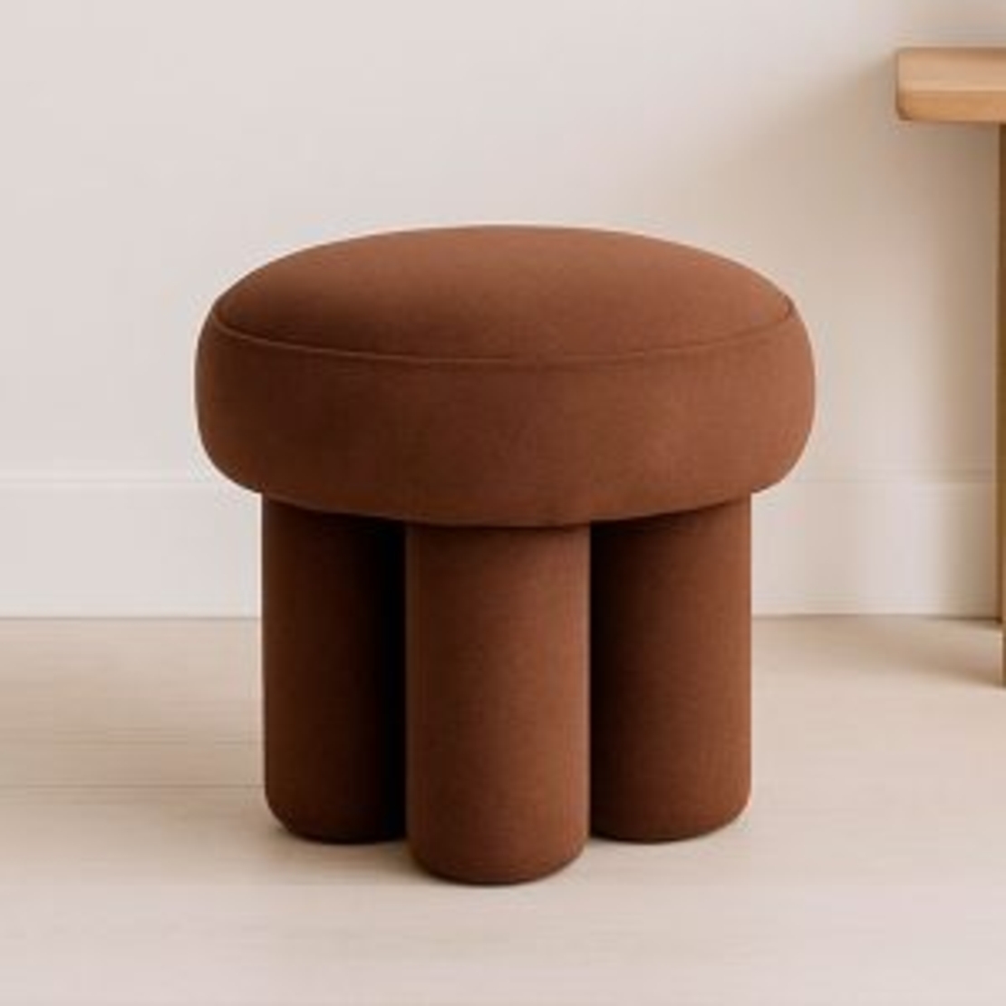 הדום בד קטיפה חום בעיצוב מודרני