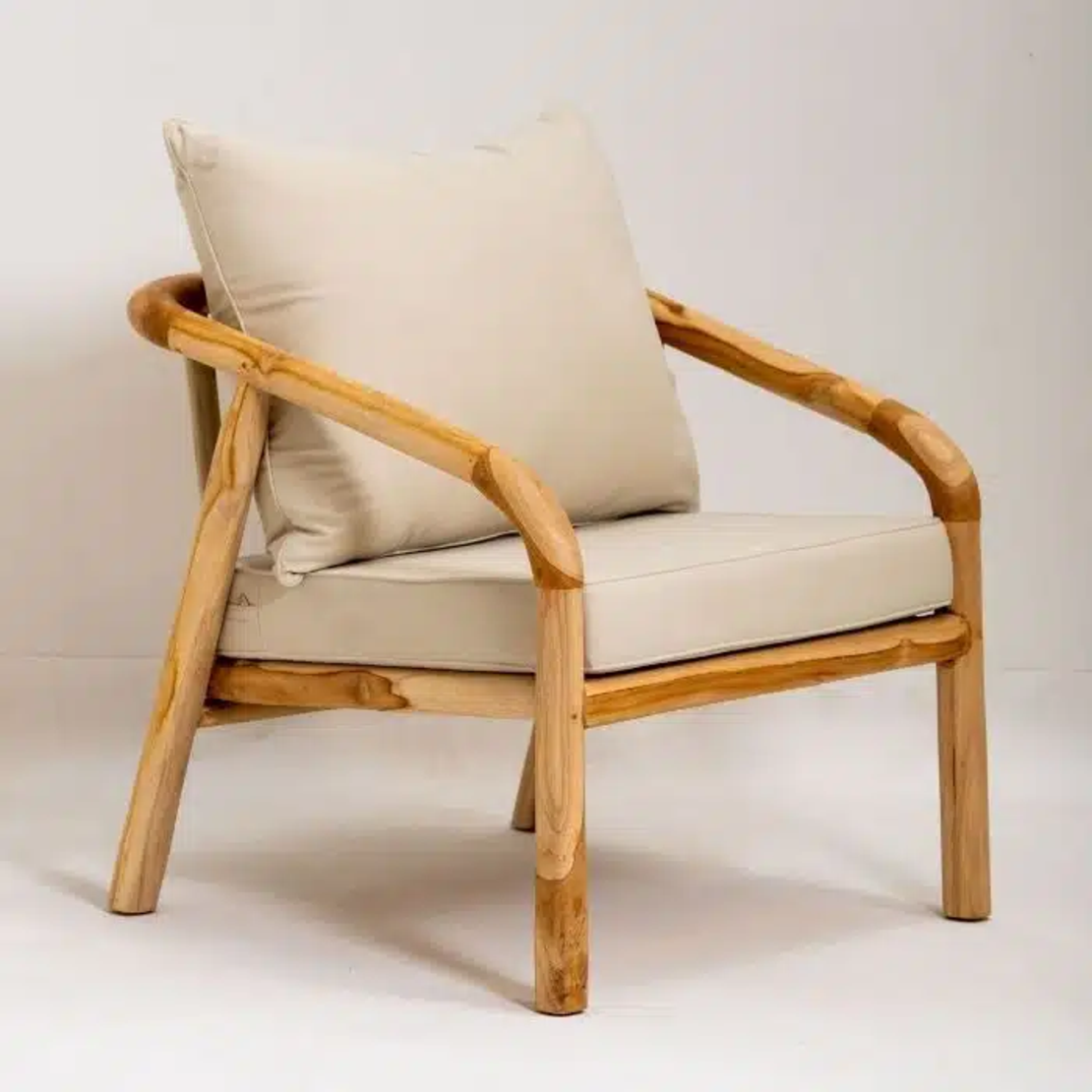 Fani כורסא מענפי טיק